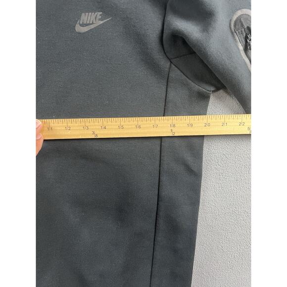 Nike Sweater Mens Small Black Sportswear Tech Fleece Crewneck Sweatshirt - Picture 9 of 10